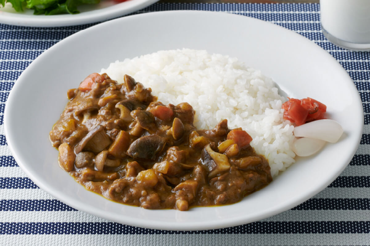 【神奈川県】きのこでうま味アップ！元祖カレー