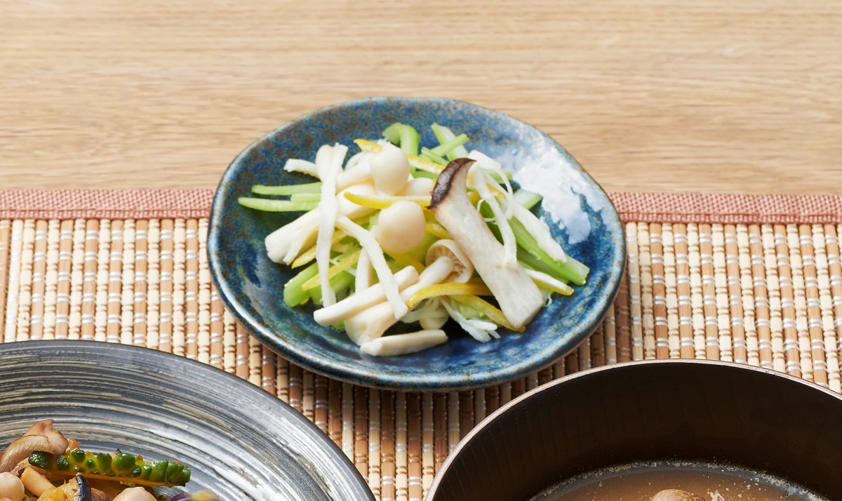 きのことさきいかの和え物