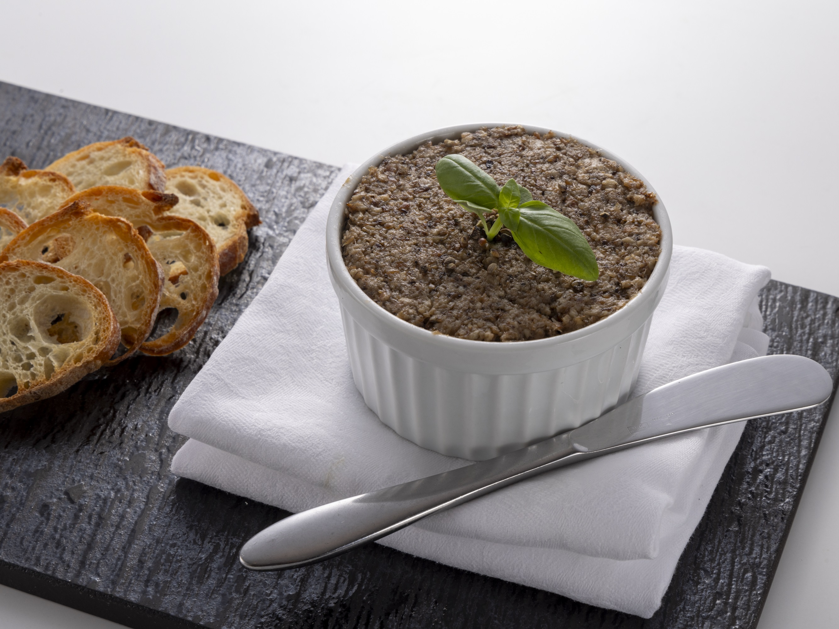 きのこの香り高いリエット