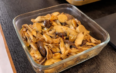 きのこのオイル漬け