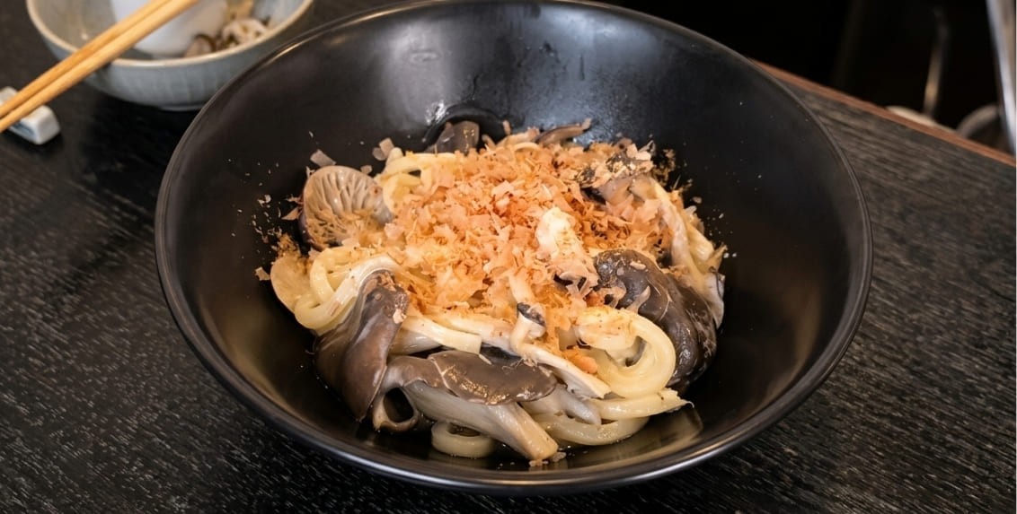 虚無きのこうどん