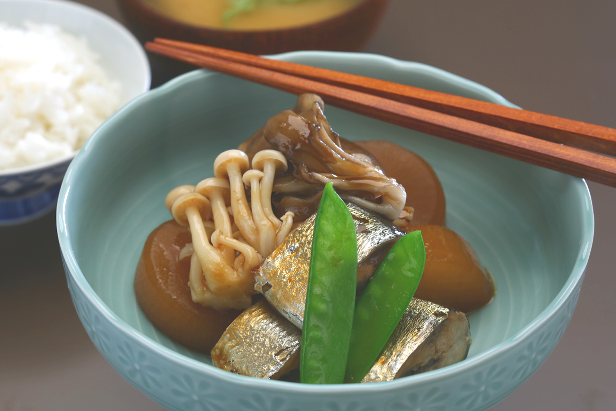 きのこと大根、さんまの煮物