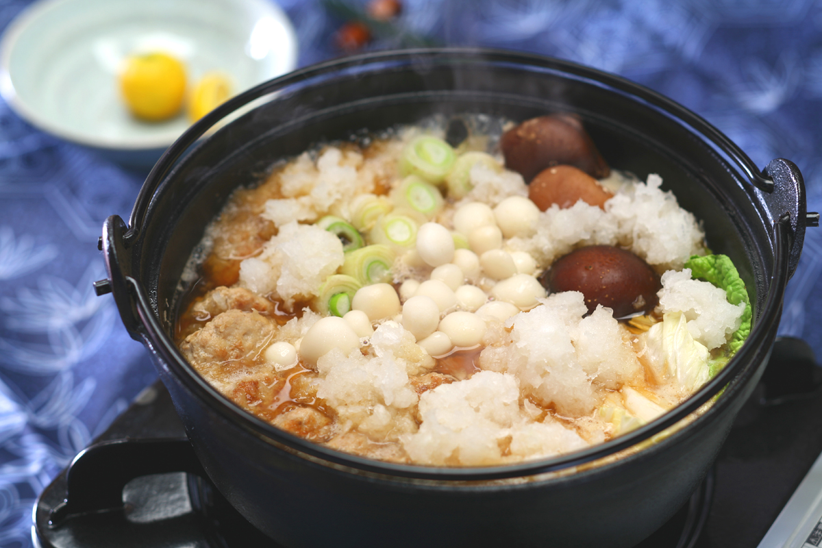 きのこたっぷり！肉団子入りみぞれ鍋