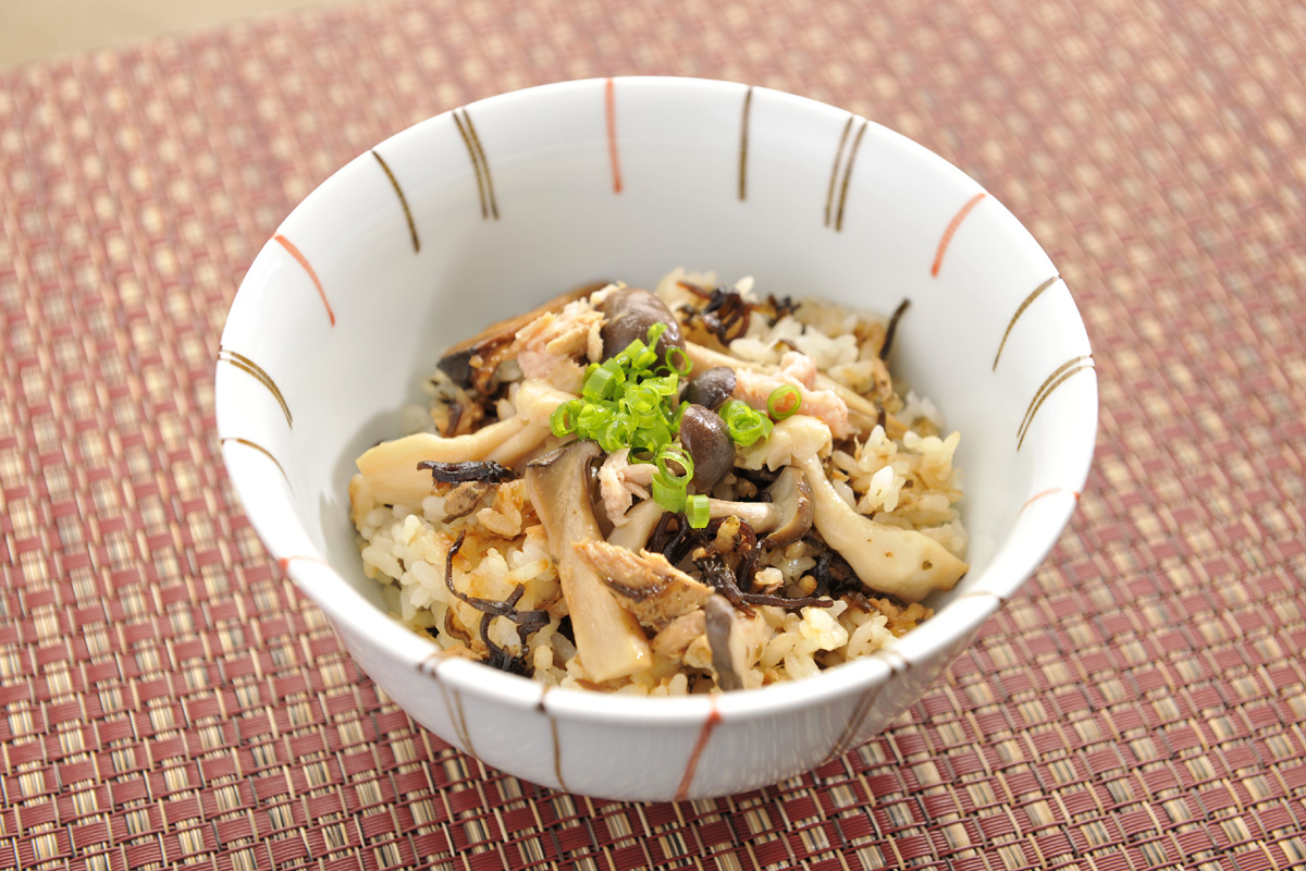 きのことツナ炊き込みご飯