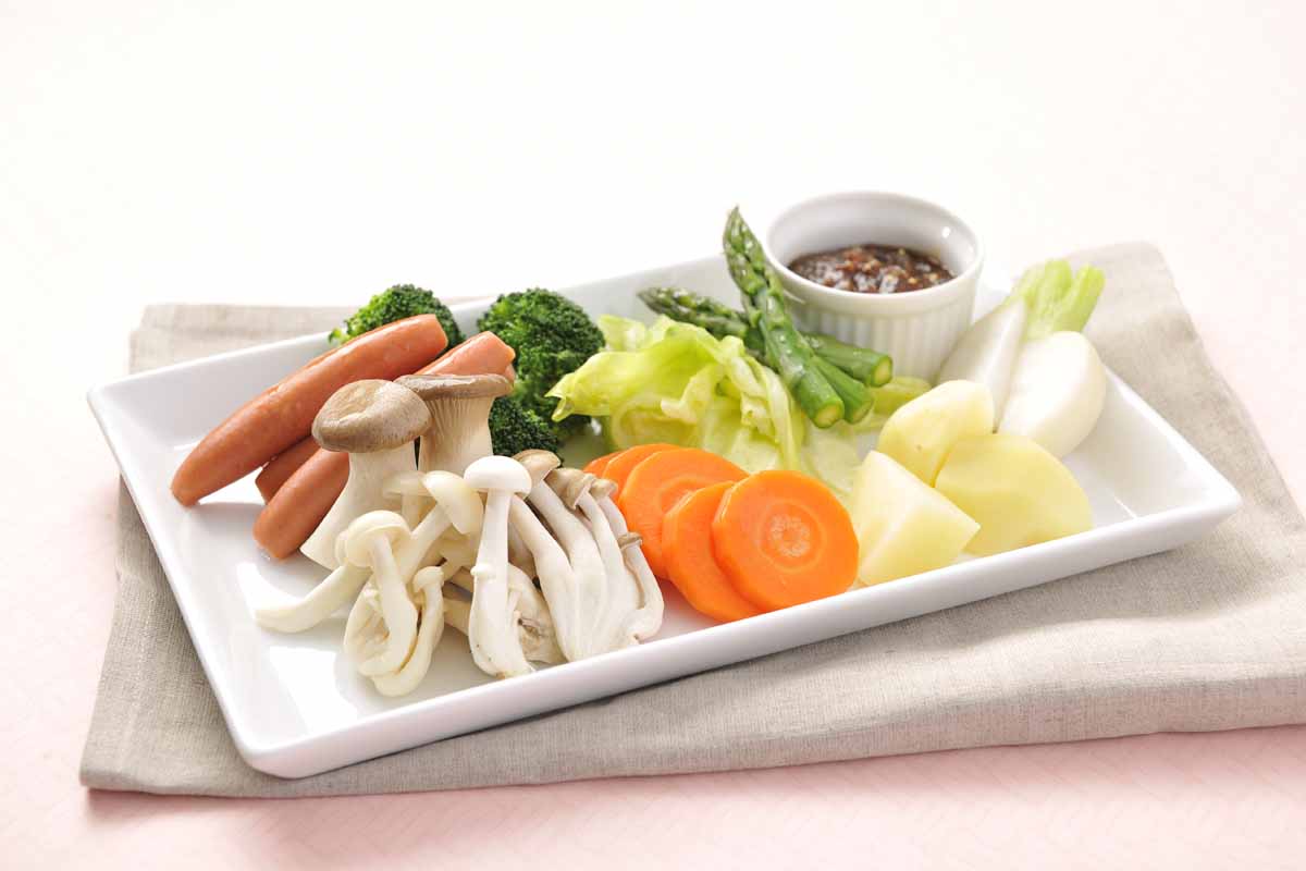 きのこの温野菜サラダ 油みそディップ