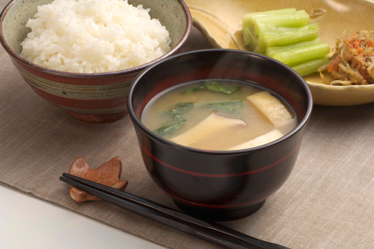 エリンギと小松菜の味噌汁