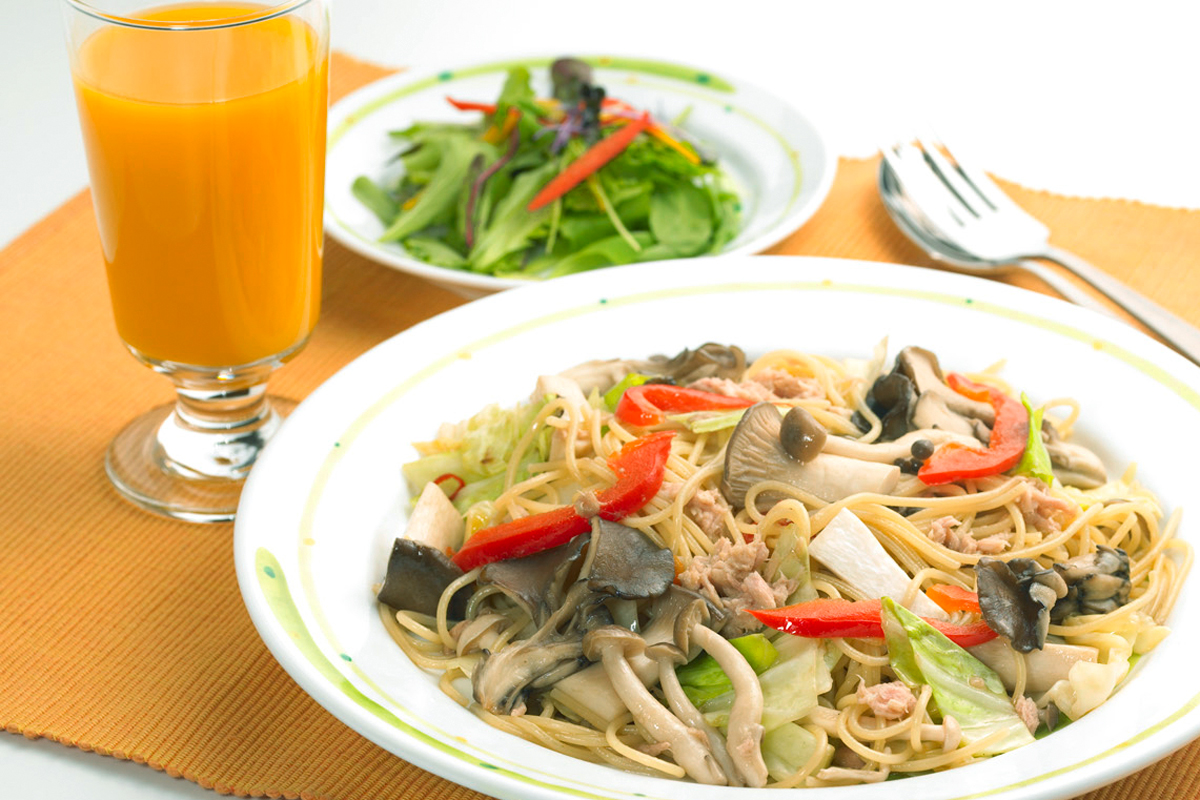きのことキャベツのツナパスタ