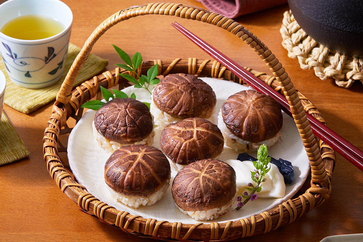 焼き生どんこのごちそうおにぎり