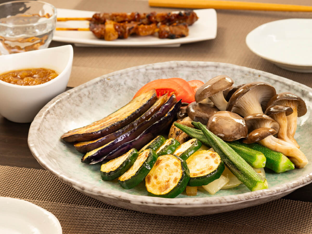 霜降りひらたけと野菜のステーキ~おろしソース~