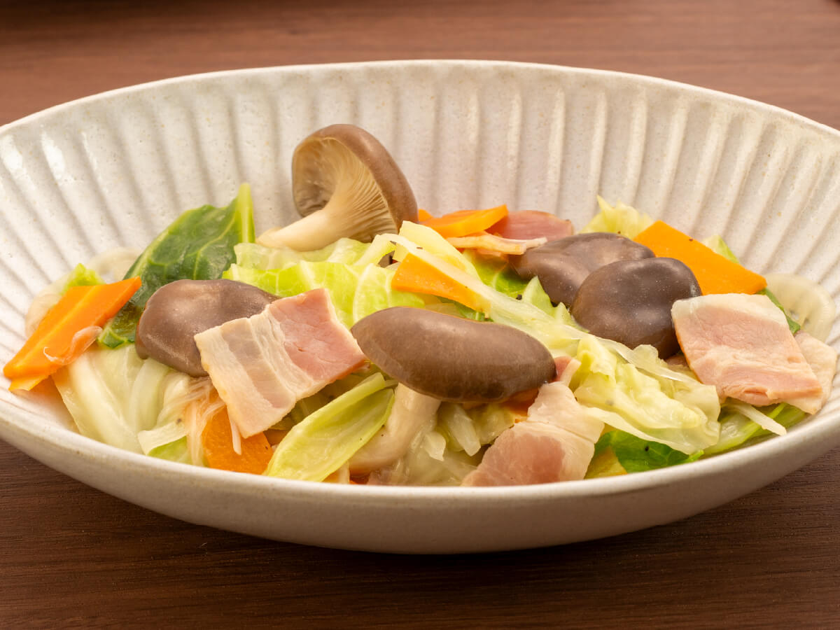 霜降りひらたけとキャベツの蒸し煮